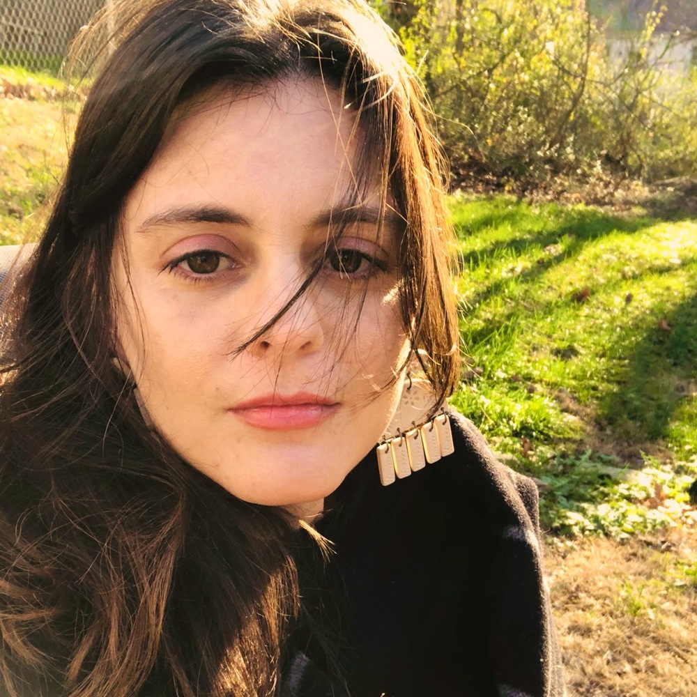 Meet your Posher, Elizabeth